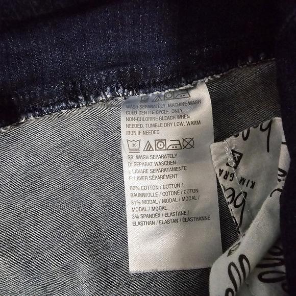 Size 6 jeans - Picture 7 of 8